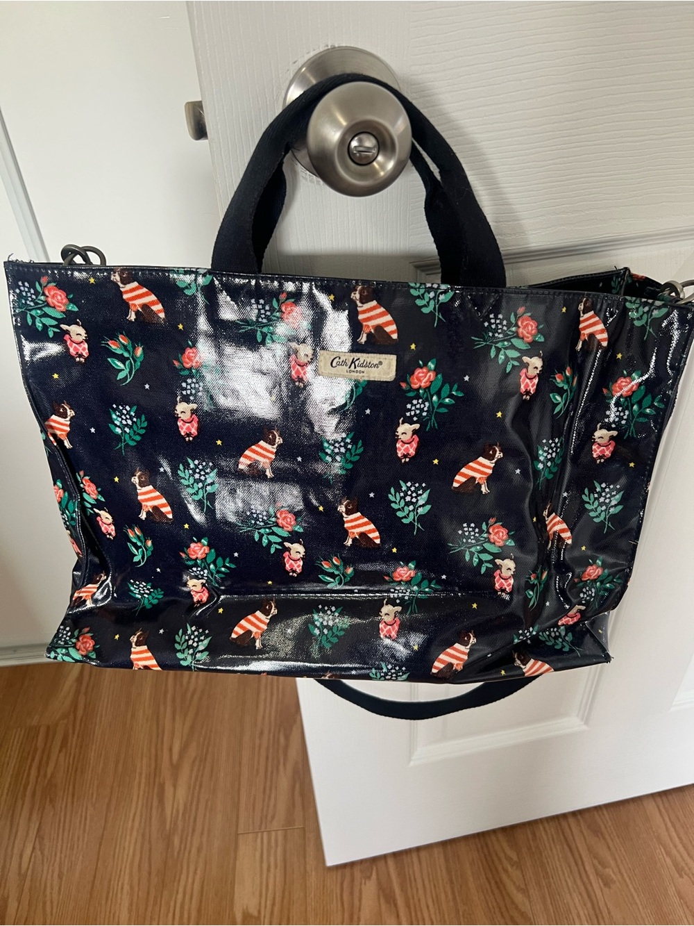 Cath Kidston London 🇬🇧 Navy Floral & Dog Pattern Gloss Tote